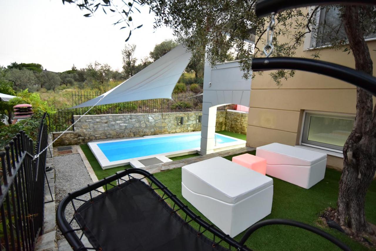 Alpha Delta Pool Suite PalaiónTsiflíkion Exterior foto