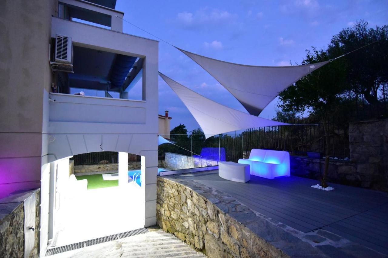 Alpha Delta Pool Suite PalaiónTsiflíkion Exterior foto